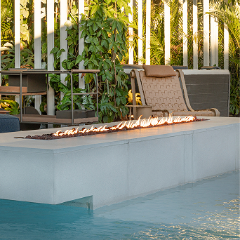 Ambiente Externo com Piscina